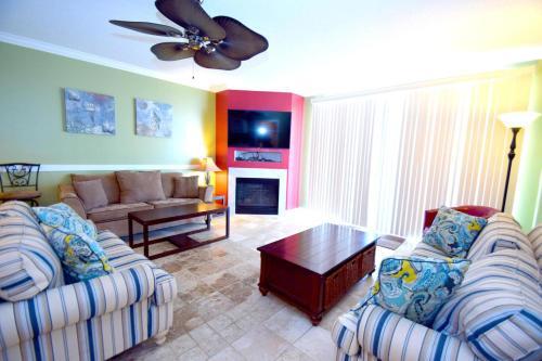 Apartamento Ocean's Edge 402