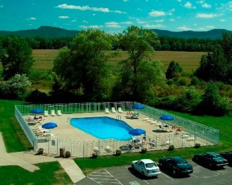 Hotel Howard Johnson Express Inn Amherst Hadley