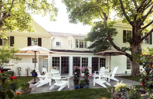 Bed & Breakfast Chatham Gables Inn