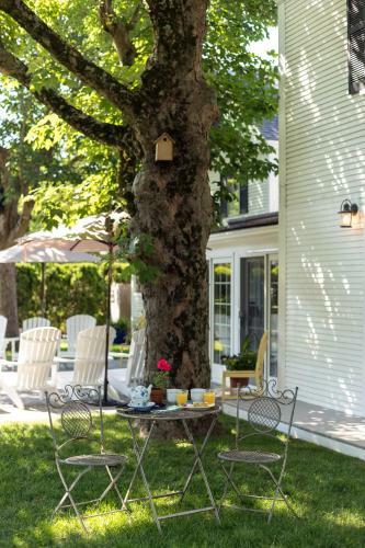 Bed & Breakfast Chatham Gables Inn