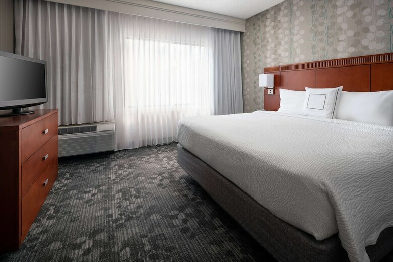 Hotel Courtyard By Marriott Phoenix Camelback