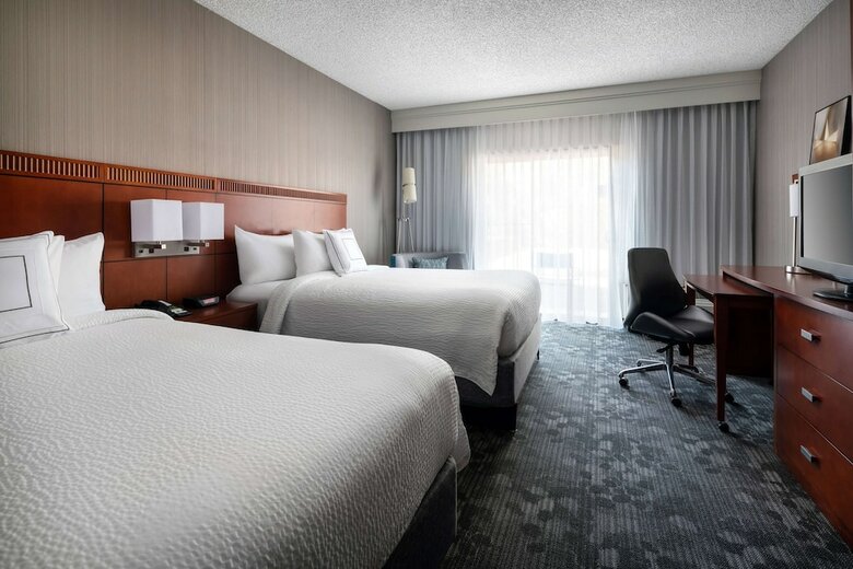 Hotel Courtyard By Marriott Phoenix Camelback