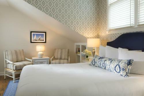 Bed & Breakfast Brass Lantern Inn