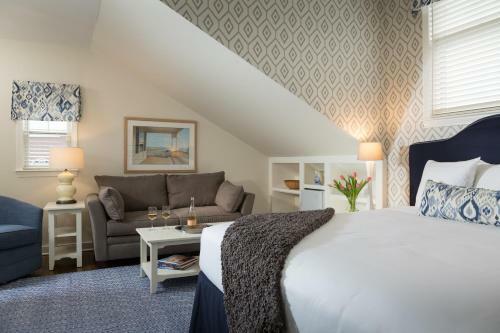 Bed & Breakfast Brass Lantern Inn