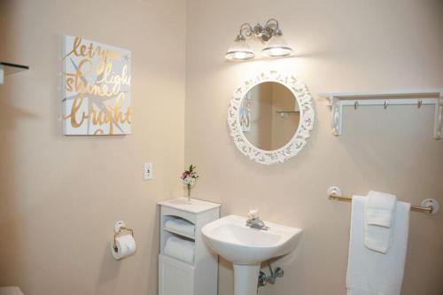 Cranberry Manor B&B