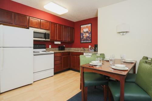 Hotel Residence Inn Flint