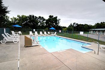 Motel 6 Flint