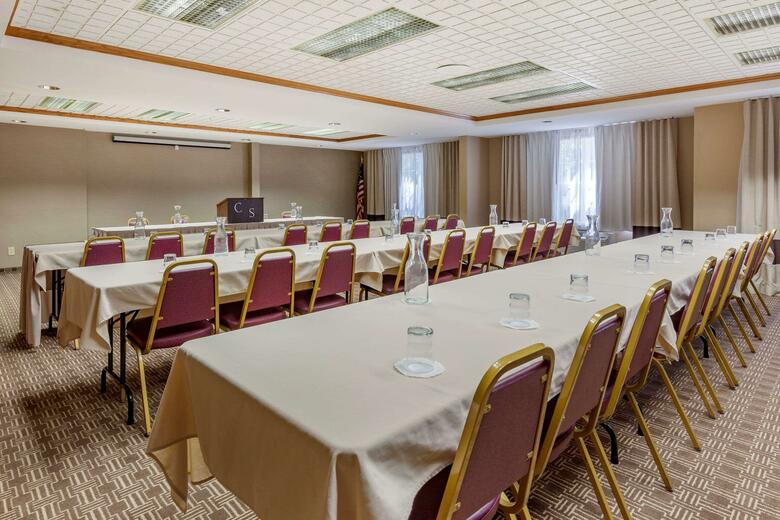 Hotel Comfort Suites Marquette