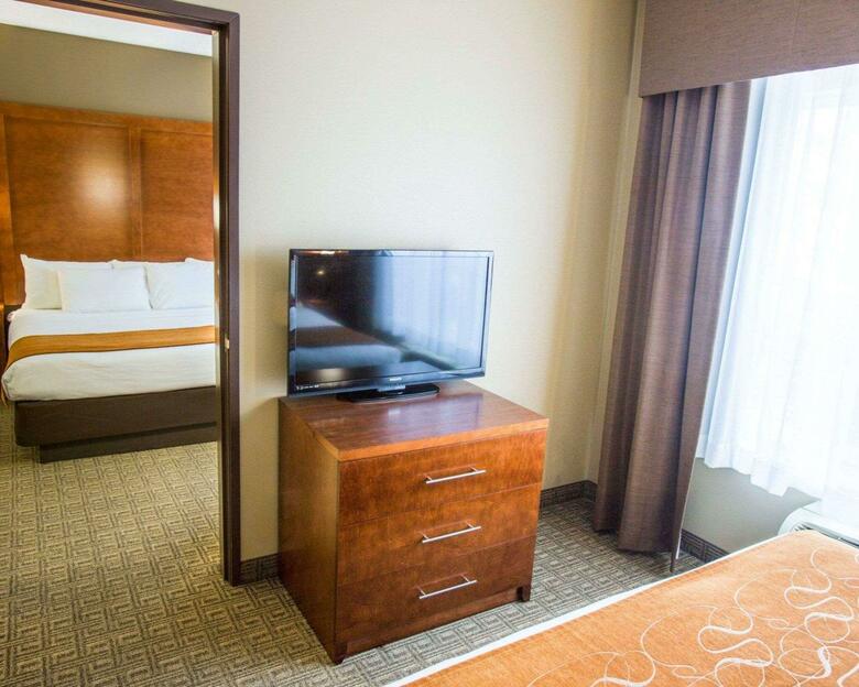 Hotel Comfort Suites Marquette