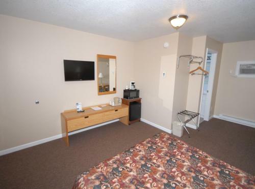 Wayside Motel