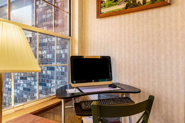 Hotel Quality Inn Lakefront