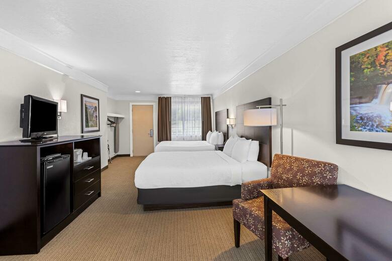 Hotel Quality Inn Lakefront