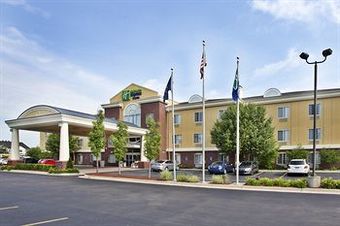 Holiday Inn Express Hotel & Suites Woodhaven
