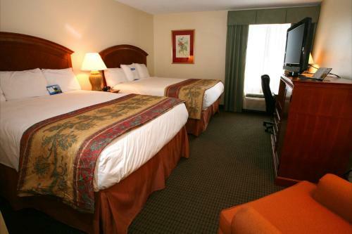 Hotel Baymont By Wyndham Hattiesburg