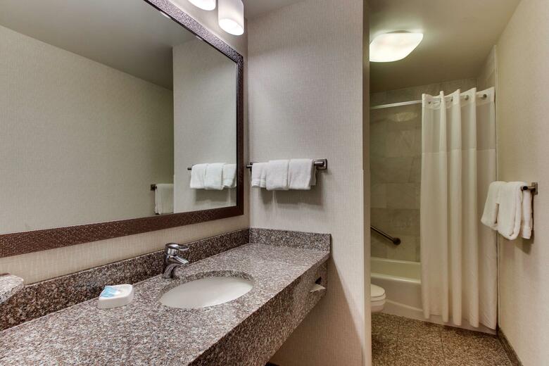 Hotel Drury Inn & Suites Meridian