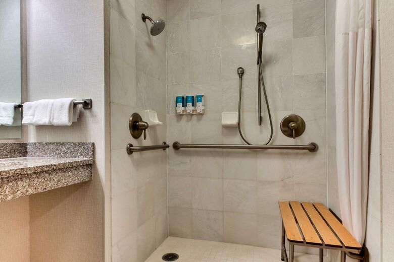 Hotel Drury Inn & Suites Meridian