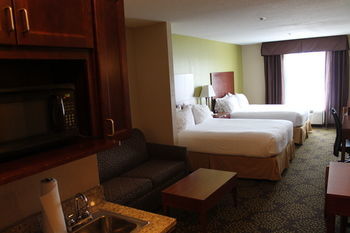 Holiday Inn Express Hotel & Suites Starkville