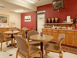 Holiday Inn Express Hotel & Suites Starkville