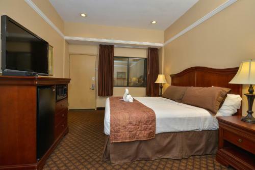 Hotel Best Western Plus Landing View Inn & Suites