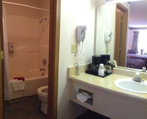 Motel Twelve Oaks Inn