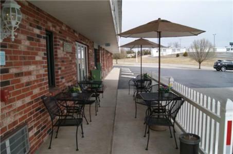 Motel Twelve Oaks Inn