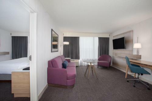 Crowne Plaza Hotel Kansas City Downtown