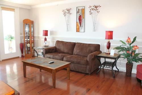 Apartamento Treehouse Condos
