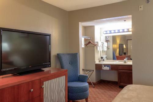 Hotel Angel Inn - By The Strip