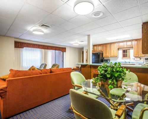 Clarion Hotel Branson