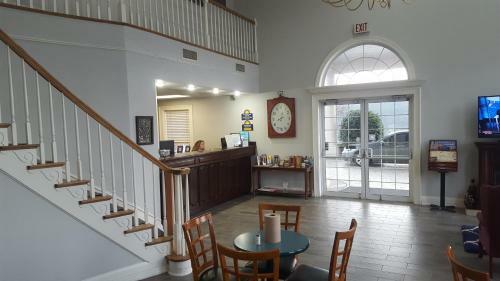 Hotel Days Inn Shepherd Of The Hills