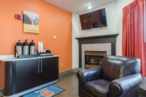 Motel 6 Lincoln