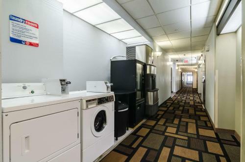 Motel 6 Lincoln