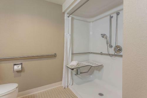 Hotel Rodeway Inn Omaha