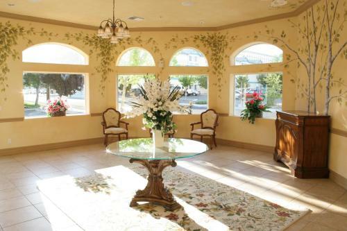 Carson City Plaza Hotel