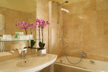 Hotel Chateau De Divonne