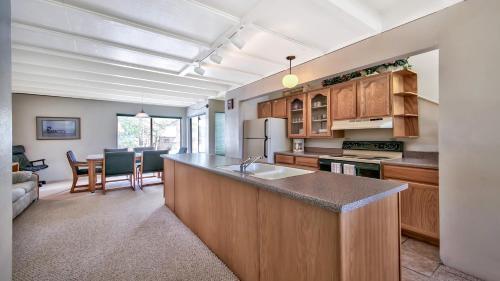 Lake Village 138
