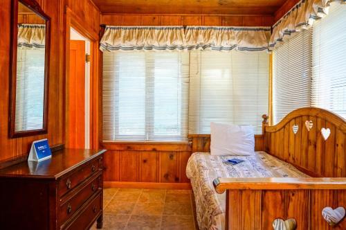 Zephyr Cove Cabin