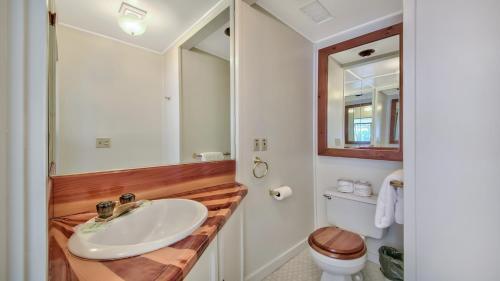 Zephyr Cove Cabin