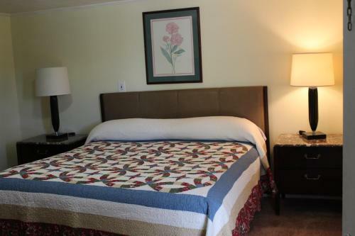 Royale Coach Motor Lodge