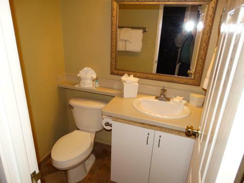 Aparthotel Suites At Jockey Club