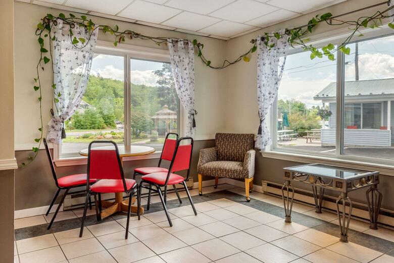 Hotel Econo Lodge Inn & Suites Lincoln
