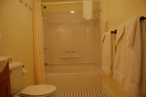 Cranmore Inn Bed And Breakfast
