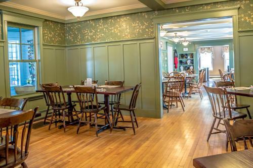 Cranmore Inn Bed And Breakfast