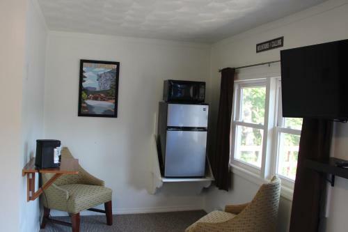 Carriage Motel
