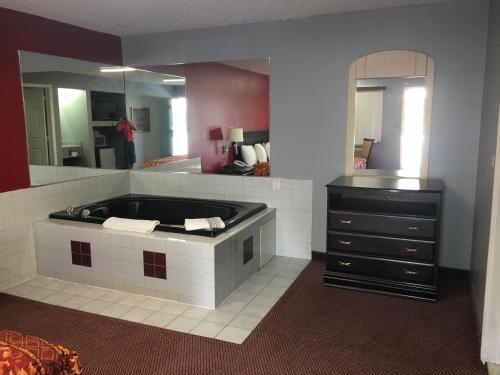 Journeys End Motel