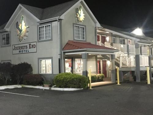 Journeys End Motel