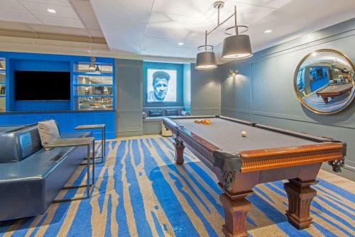 Wyndham Hamilton Park Hotel & Conference Center