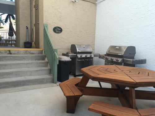 Ala Moana Motel & Suites