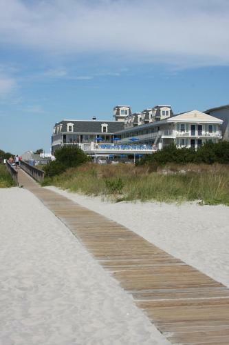 Fleur De Lis Beach Motel