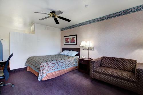 Motel Carlsbad Inn